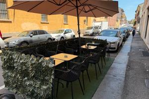 28R - AziendaSi - bar in zona universitaria