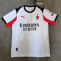 Maglia completo tuta Milan 2025 2026 e molto altro