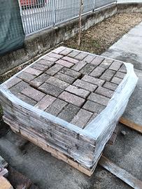 betonelle autobloccanti 34 mq spessore 6 cm