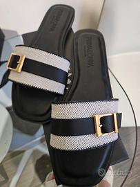 sandali