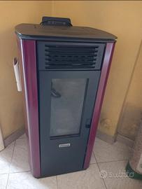 Stufa a pellet Siracusa, con 2 sacchi di pellet