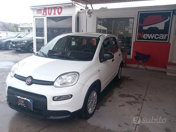 Fiat Panda 1.0 FireFly S&S Hybrid KM 18000 MONITOR