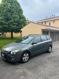 Hyundai i30 CW 1.6 CRDi Diesel - 2010