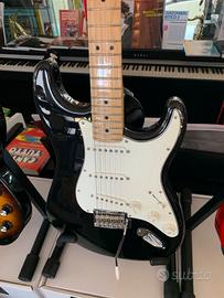 Chitarra Elettrica Fender Stratocaster ( Nuovo )