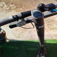 Monopattino Seagway Ninebot es2