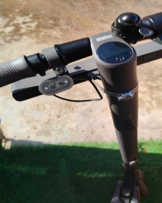 Monopattino Seagway Ninebot es2