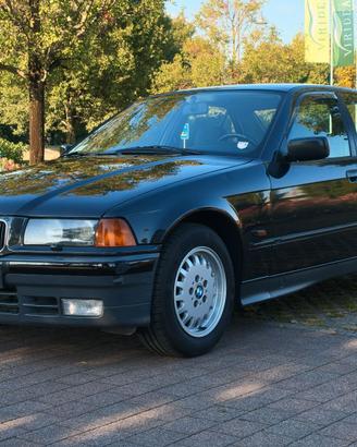 BMW E36 325i