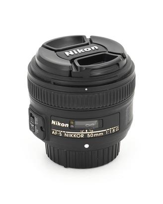 Nikon AF-S 50mm f/1.8 G