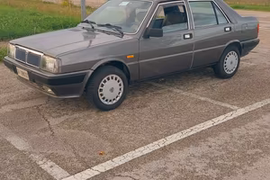 Lancia Prisma 1,6 carb. + GPL. A.s.i.