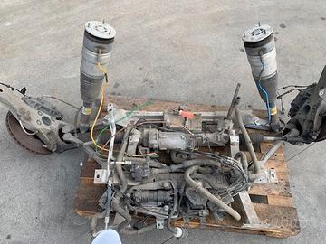 Treno anteriore e posteriore TESLA model