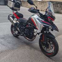 Benelli trk 702 x