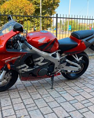 HONDA CBR 900 RR  FireBlade 