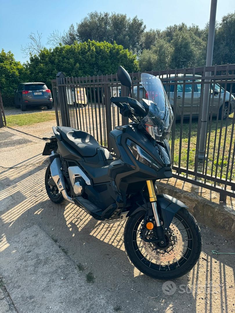 Honda xadv 750 marzo 2024 Moto e Scooter In vendita a Reggio Calabria