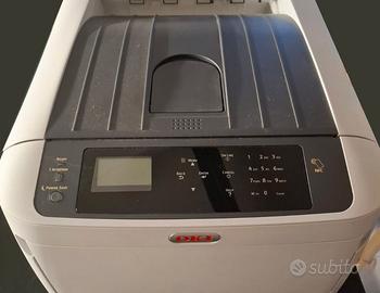 OKI C824 laser a colori - Da riparare o ricambi
