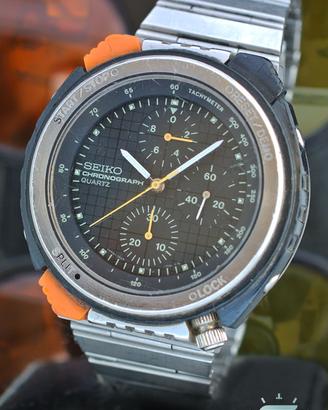 Seiko 7A28-7050 Chronograph