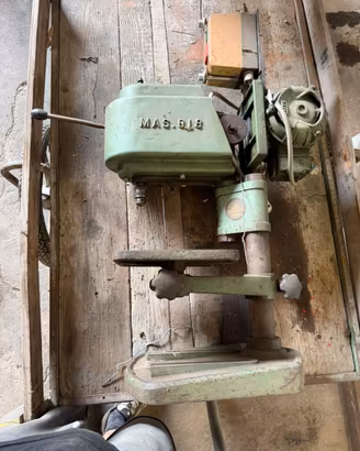 Maschiatrice da banco Bonaga Bologna m3 - m10