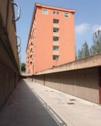 Immobile in asta di 357 m² con box auto doppio a V