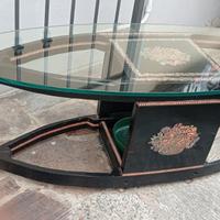 Antico prete scaldaletto trasformato in tavolino