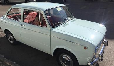Fiat 850 berlina acquamarina del 1965