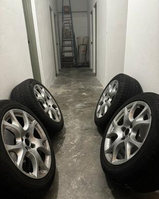 Cerchi originali alfa romeo  195/55/R16 GOMMATI