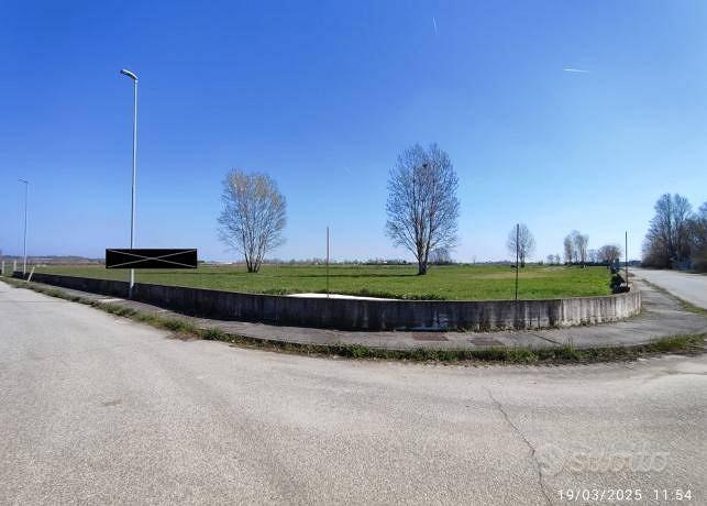 Immobile in asta di 44291 m² a Volta Mantovana - Vista 3