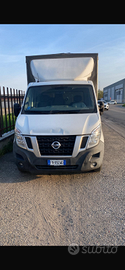 Nissan Nv400 con Sponda