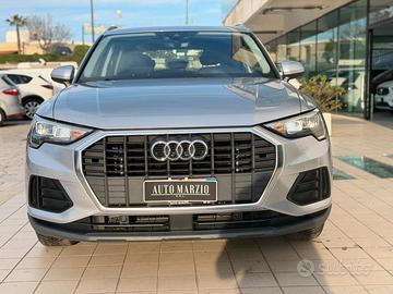 Audi Q3 35 2.0 tdi s-tronic