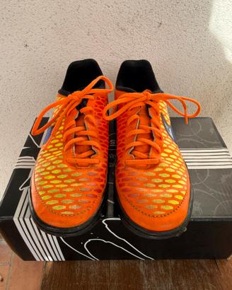 Scarpe da calcetto nike n 32