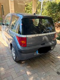 Peugeot 1007