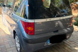 Peugeot 1007