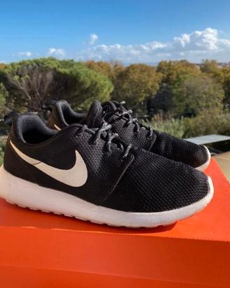 Nike Rush Run 38.5