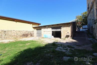 MAGAZZINO A ASCOLI PICENO