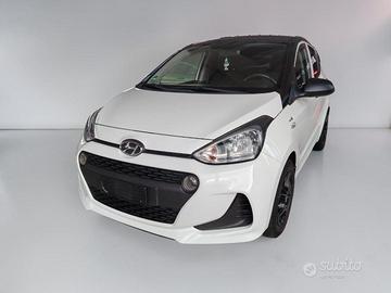 HYUNDAI i10 1.0 MPI Advanced