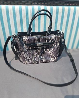 borsa a mano con tracolla Michael kors 