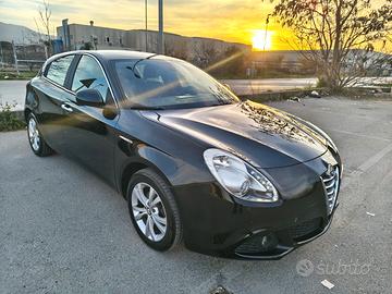Alfa Romeo Giulietta 1.6 JTDM-2 105 CV Distinctive