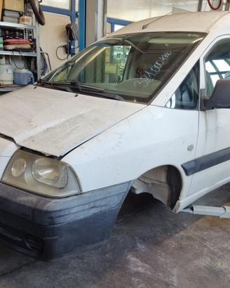 Ricambi PEUGEOT EXPERT 1868cc diesel del 2006
