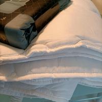 Piumone matrimoniale più due set copripiumone