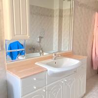 Mobile bagno con luci