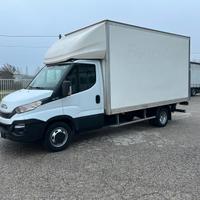 Iveco Daily 35C16 anno 2019 con sponda