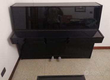 Pianoforte verticale Klingmann nero lucido