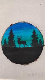 Cerchio di legno decorato a mano