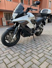 Honda crossrunner 800