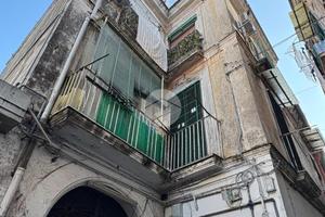 MONOLOCALE A CASTELLAMMARE DI STABIA