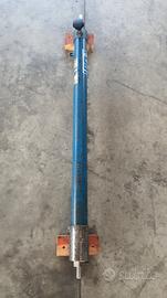 Cilindro idraulico per cric da fossa