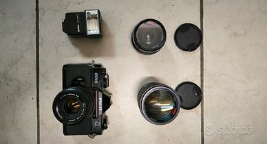 reflex Fuji STX-2 con obiettivi