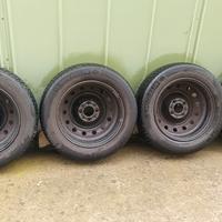 Ruote complete 185/65R15 PZ 4 