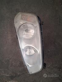 fanale anteriore sinistro Ford cmax 2008