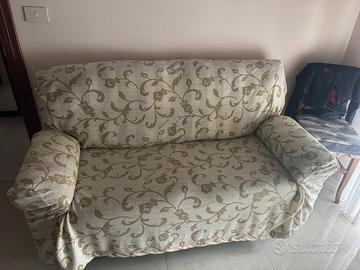 Divano 2 posti letto