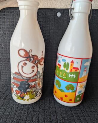 Coppia due bottiglie vintage in vetro bianco decor