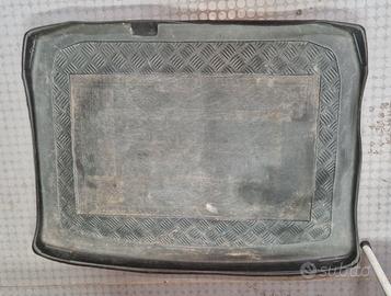 Vasca bagagliaio Audi A3 8p sportback.